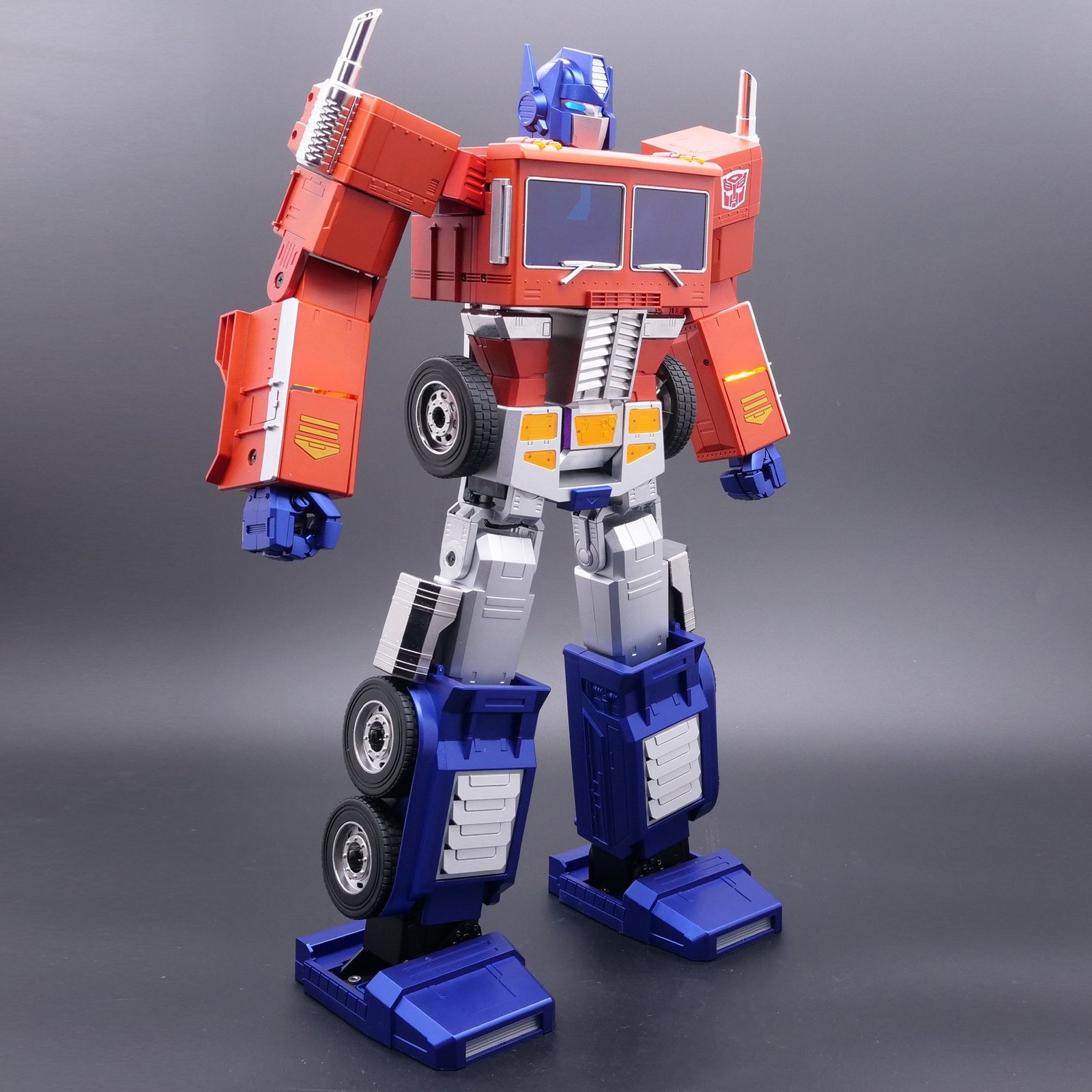 Hasbro Y Robosen Presentan Al Robot Optimus Prime Auto, 48% OFF